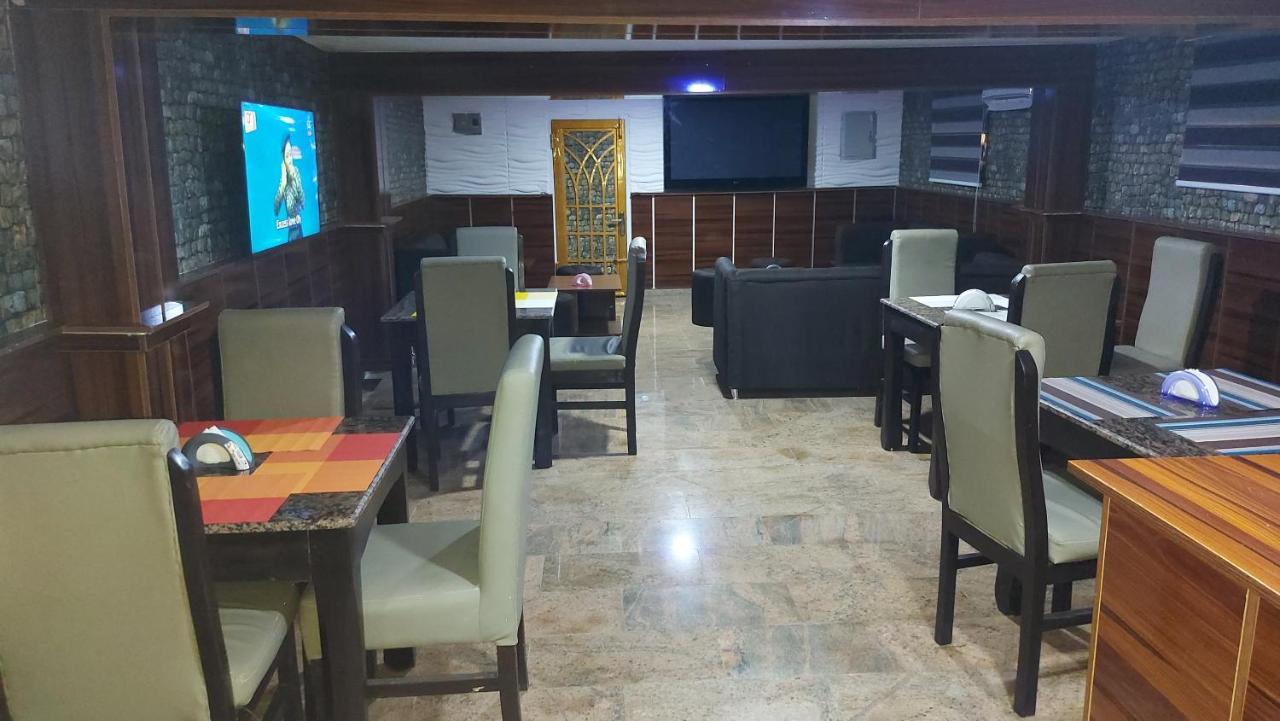 Presken Hotels, Opebi - Castle Lagos