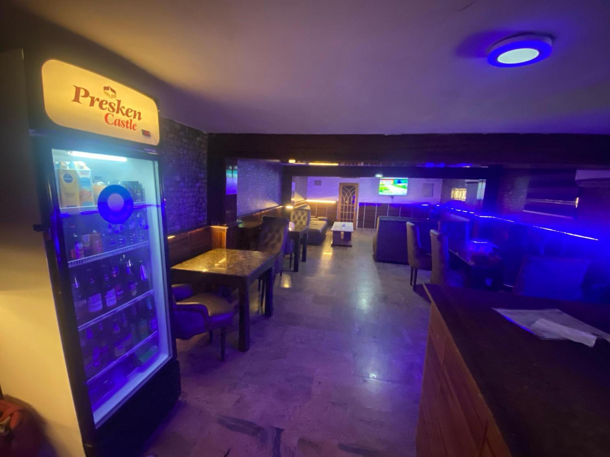 Presken Hotels, Opebi - Castle Hotel 3*